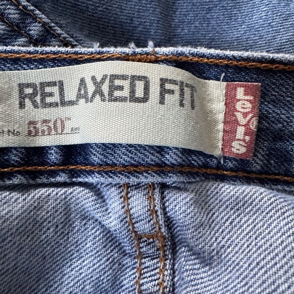 Levi’s 550 Relaxed Fit Men Jeans Size 36X32 - Picture 5 of 5